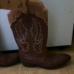 Brown Western Heeled Boots
